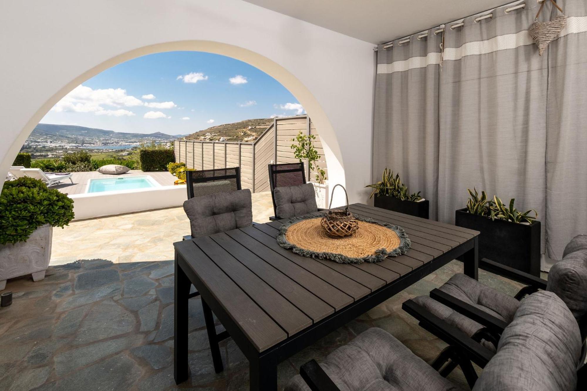 Azzurro Bianco Suites Parikia  Exterior photo