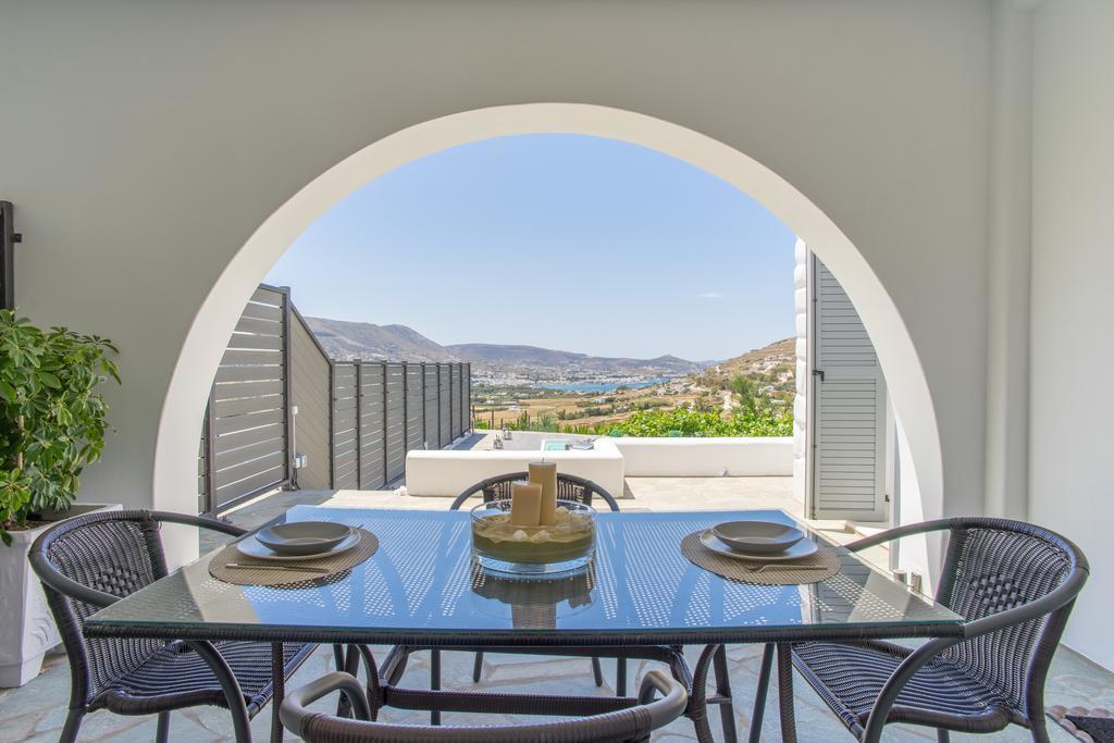 Azzurro Bianco Suites Parikia  Exterior photo